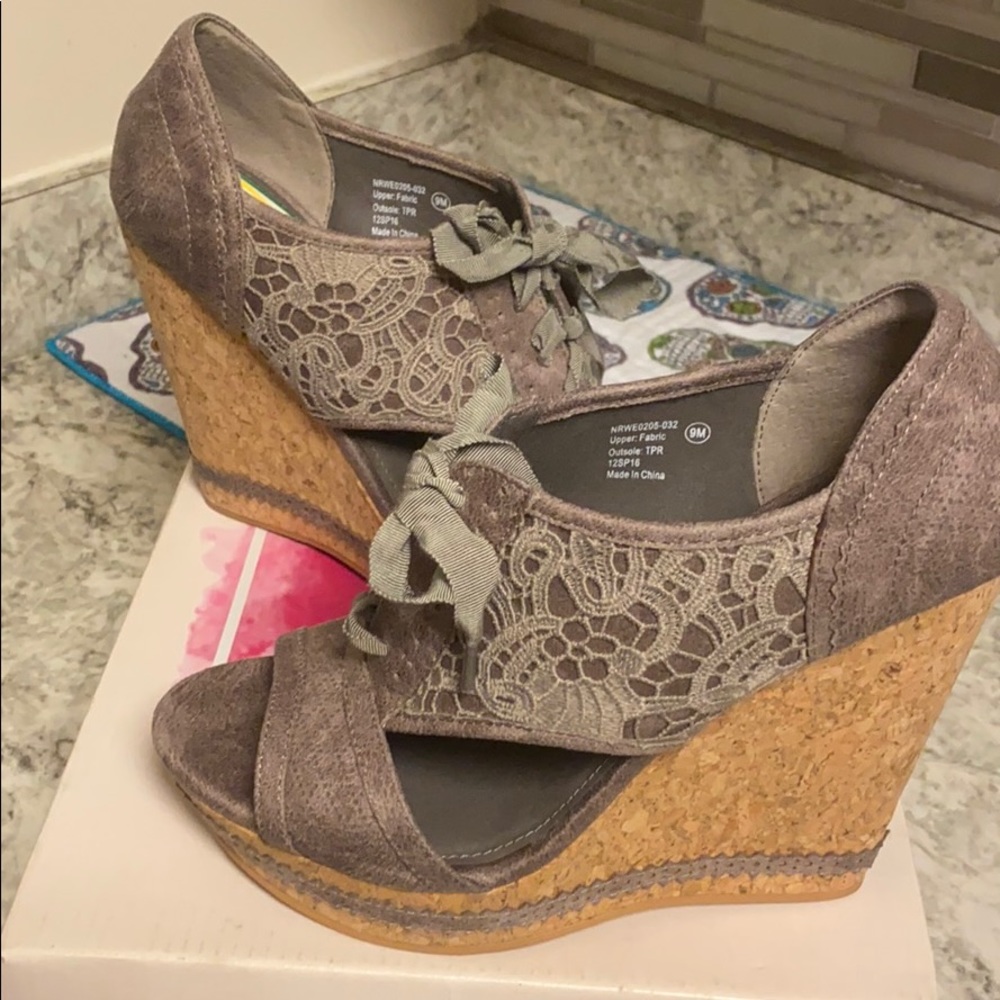Not Rated Wedges